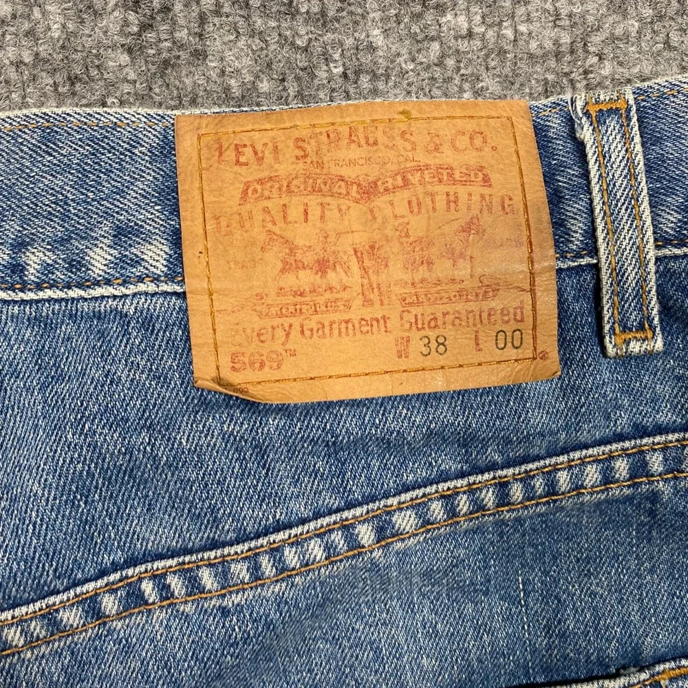 Levis 569 Loose Straight Mens 38 Blue Denim Shorts Baggy Jorts Medium Vintage